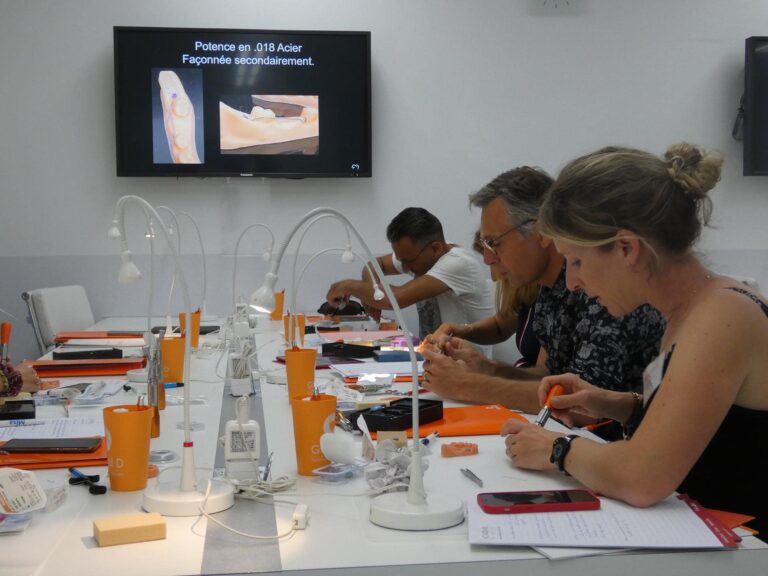 formation dentaire minivis orthodontiques academie du sourire