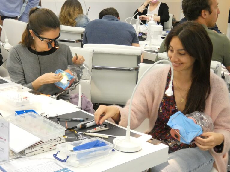 formation dentaire TP travaux pratiques esthétique aix en provence facettes