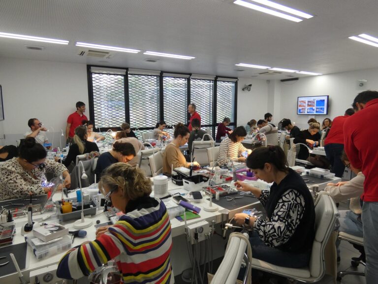 formation chirurgien dentiste esthetique aix en provence